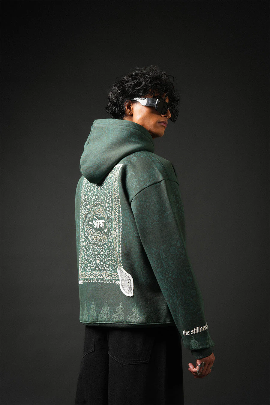 Sweartshirts and Hoodies